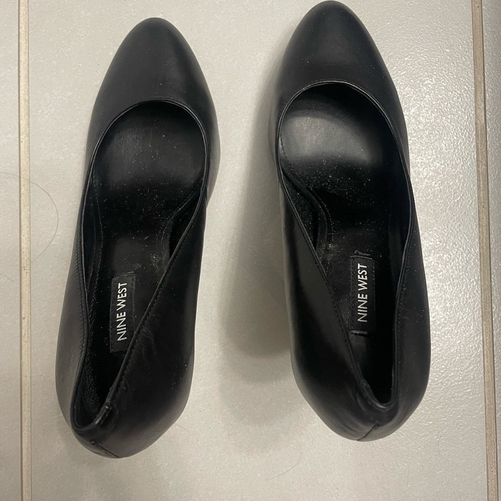 Nine West black leather heels